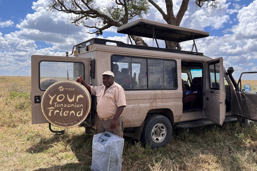 Vehículo de safari Claus Nikita Easy Travel Tanzania