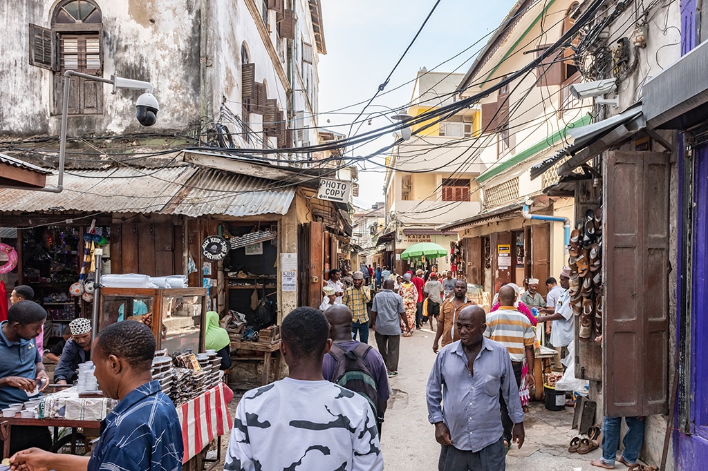 坦桑尼亚桑给巴尔石头城拥挤的街道
