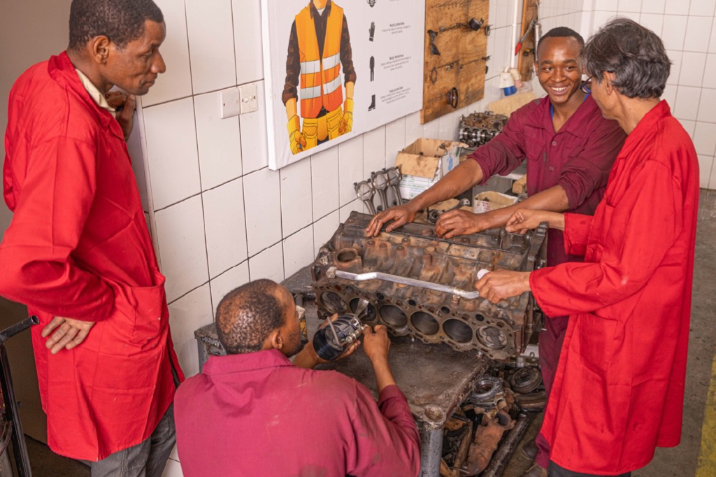 Engine Rebuilding Easy Travel Workshop Tanzania