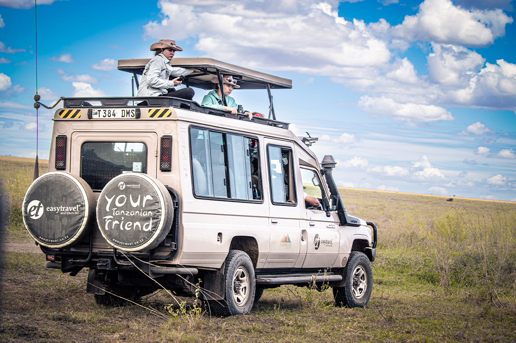 Pop Up Hatch Safari Vehicle Easy Travel Tanzania