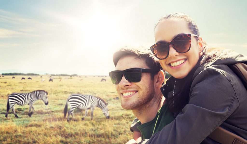 Tansania – Shutterstock 1098081539 – 10 wichtige Dinge, die Sie für Ihre Safari einpacken sollten