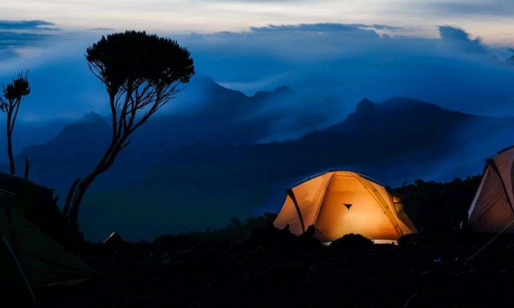 Tanzania - kilimanjaro camping 1 1024x615 1 - 3 redenen waarom Tanzania het beste land is voor een safari
