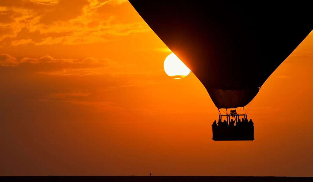Tanzania - sunrise or sunset - What to expect on a hot air balloon safari In Tanzania