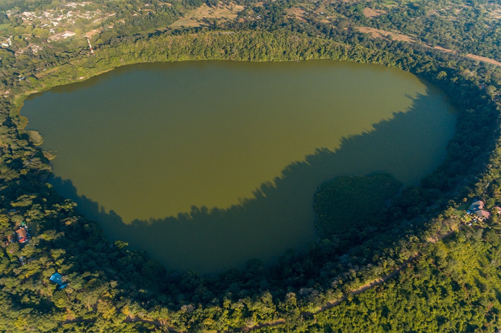 坦桑尼亚杜鲁提湖鸟瞰图