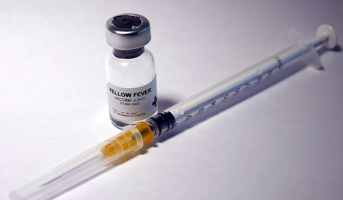 Yellow fever injection