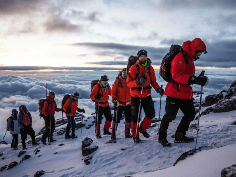 Tanzania - klimmers wandelen Mount Kilimanjaro easy travel Tanzania - reizen voor kleine groepen