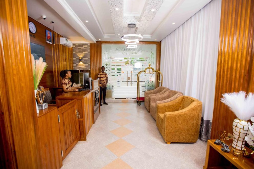 Hadjens Hotel at Mwanza