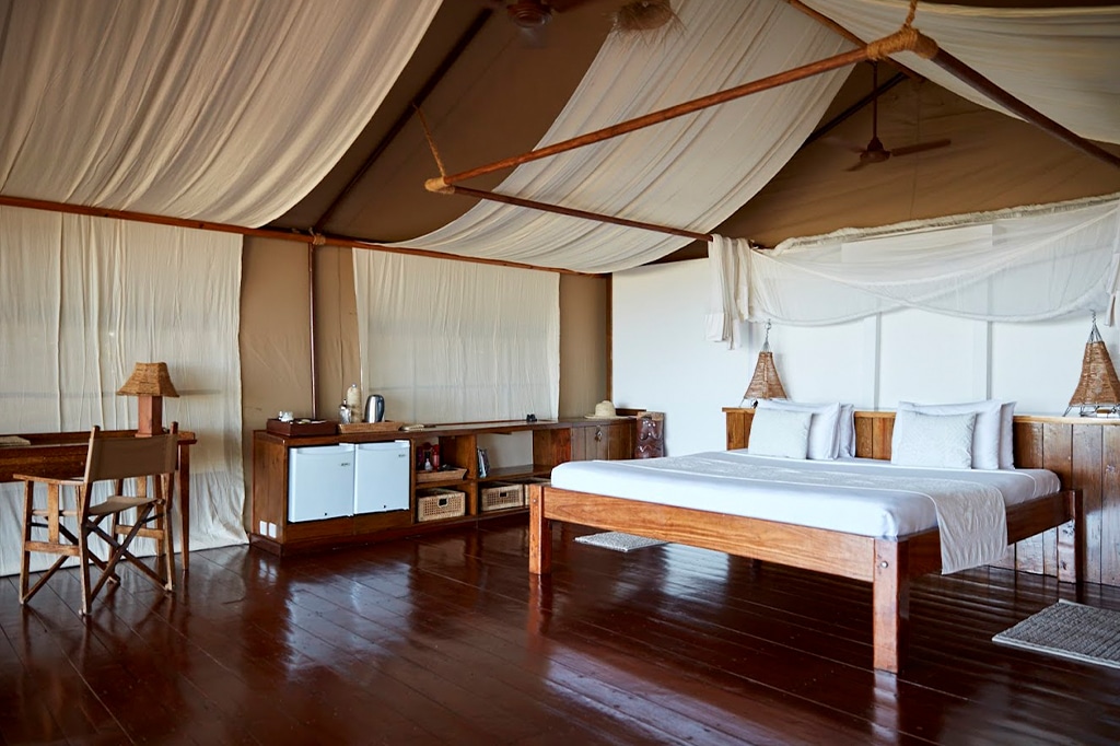 Room of fundu lagoon, pemba island, tanzania