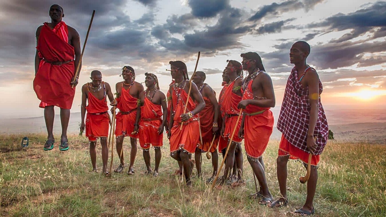 Massai-Krieger Serengeti e1741789597997